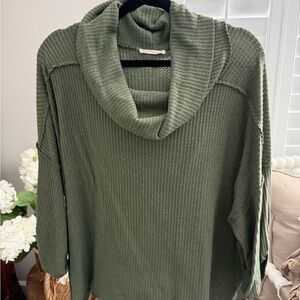 Entro Olive Green Women's Sweater